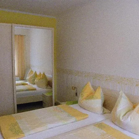 شقة Ferienwohnung-familie-hempel *